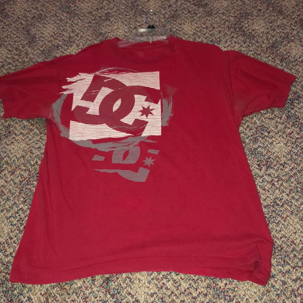 DC shirt mens large